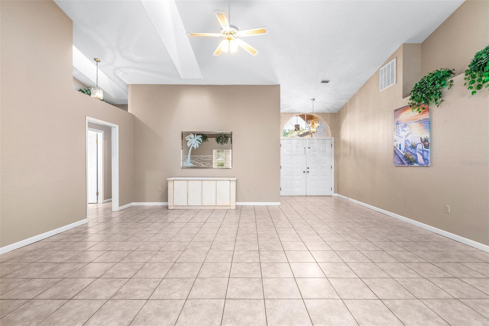 GOLDEN GATEWAY HOMES - Residential