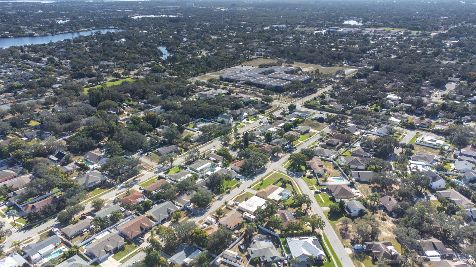 GOLDEN GATEWAY HOMES - Residential