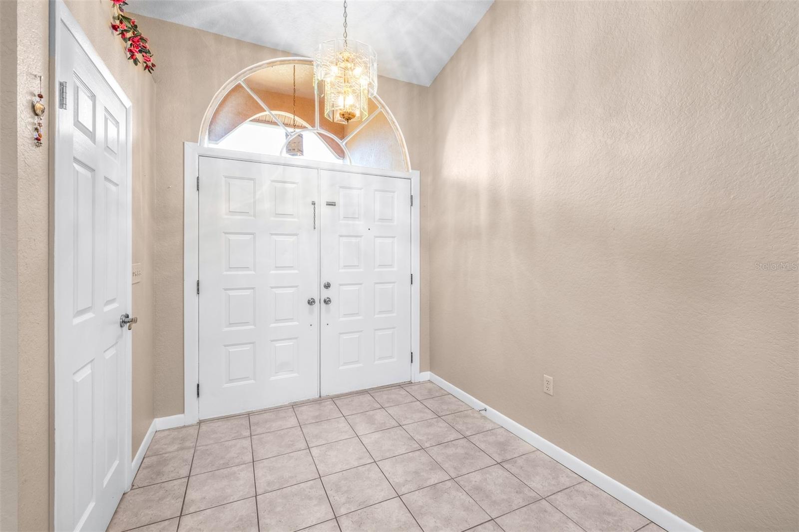 GOLDEN GATEWAY HOMES - Residential