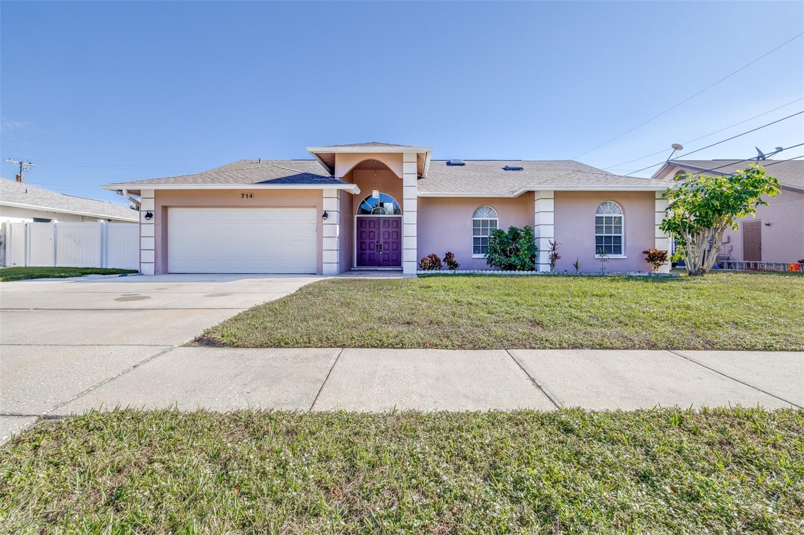 GOLDEN GATEWAY HOMES - Residential