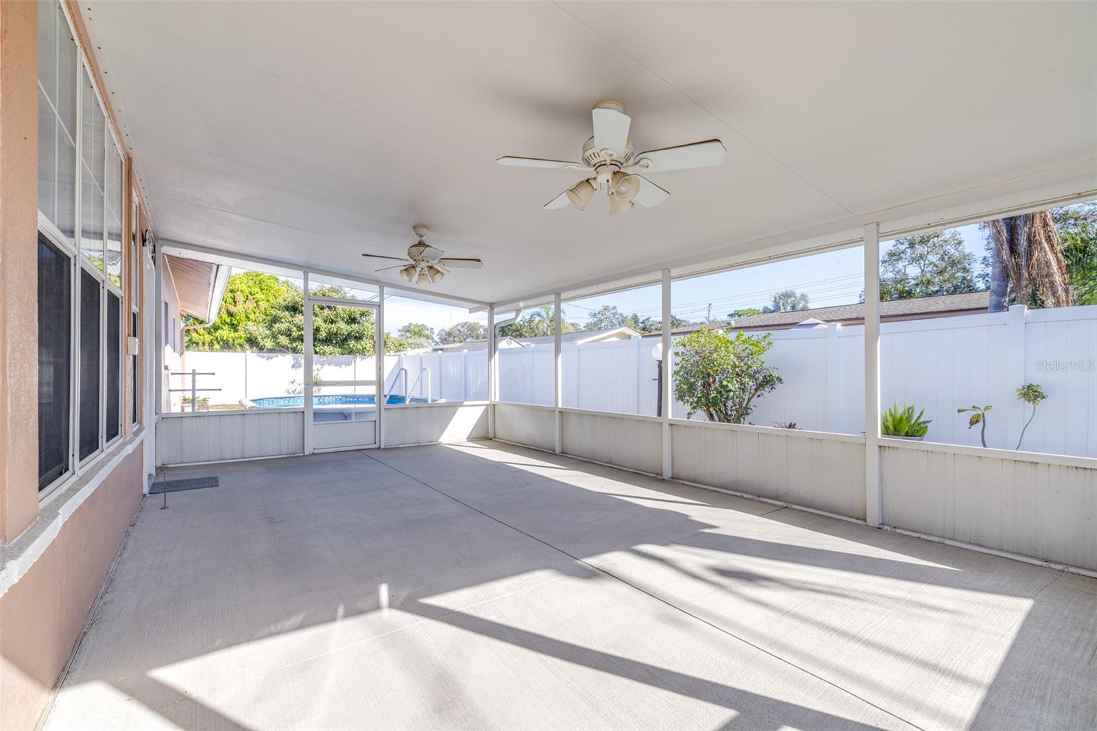 GOLDEN GATEWAY HOMES - Residential