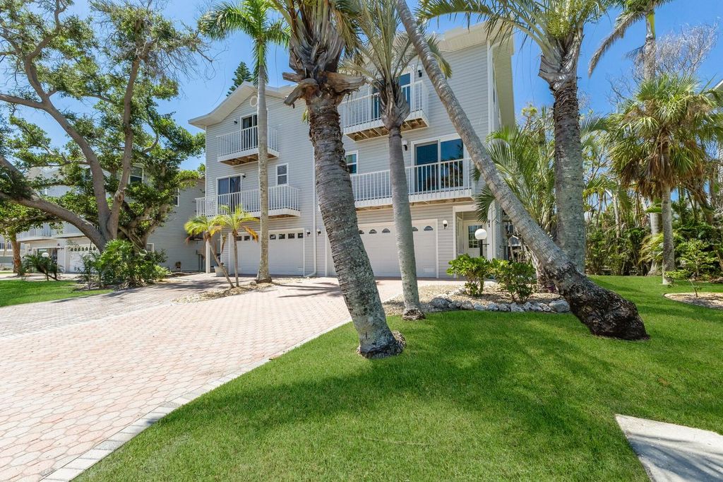 Photo of 6250 Holmes Boulevard #71, Holmes Beach, FL 34217 (MLS # TB8417439)