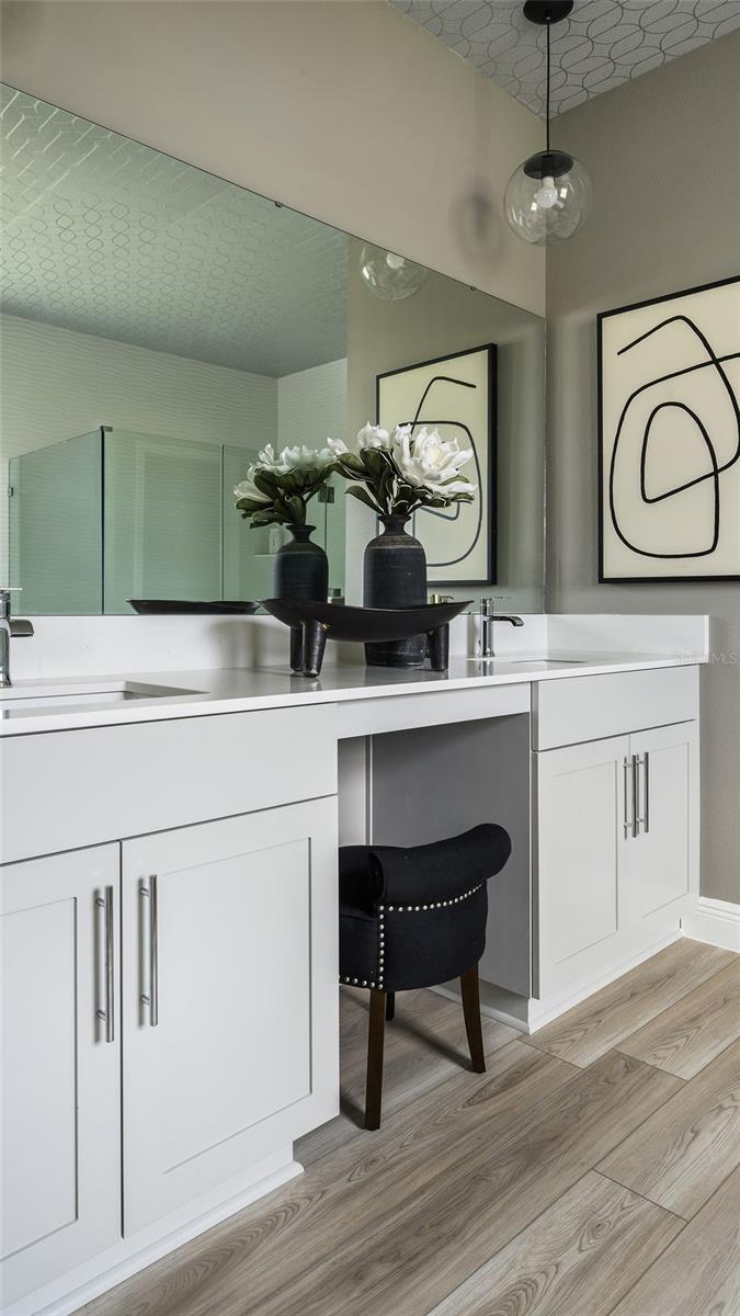 PASADENA WOODS - Residential