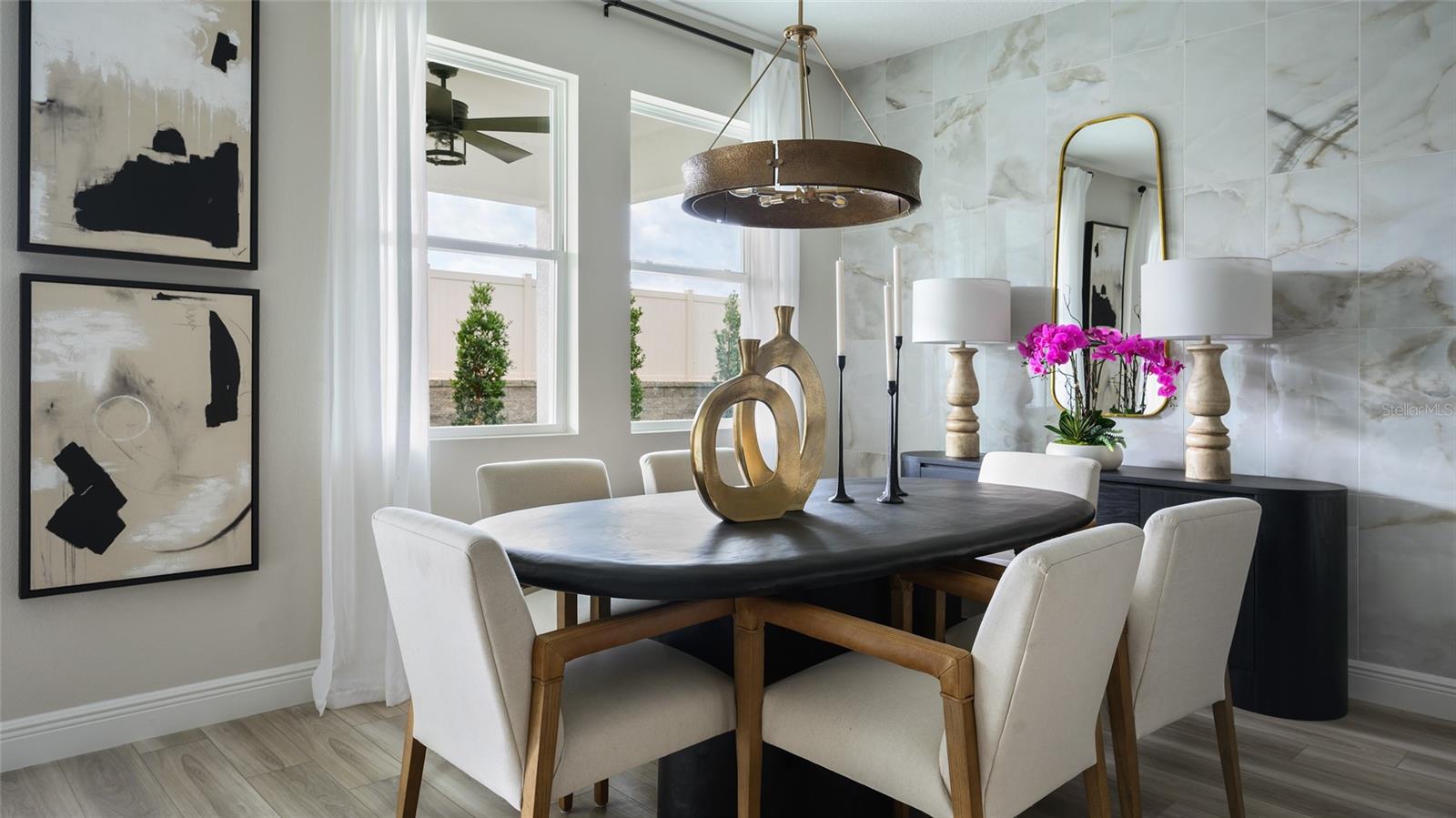 PASADENA WOODS - Residential