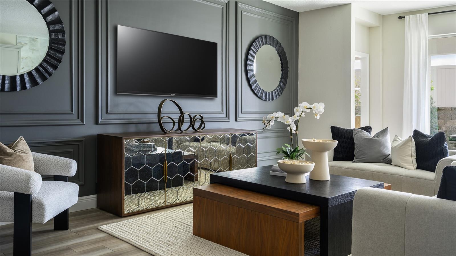 PASADENA WOODS - Residential