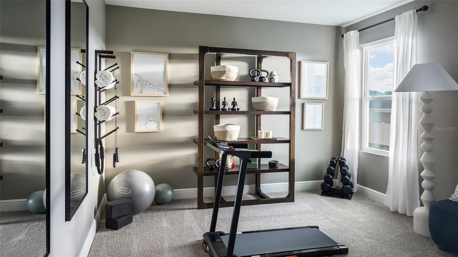 PASADENA WOODS - Residential