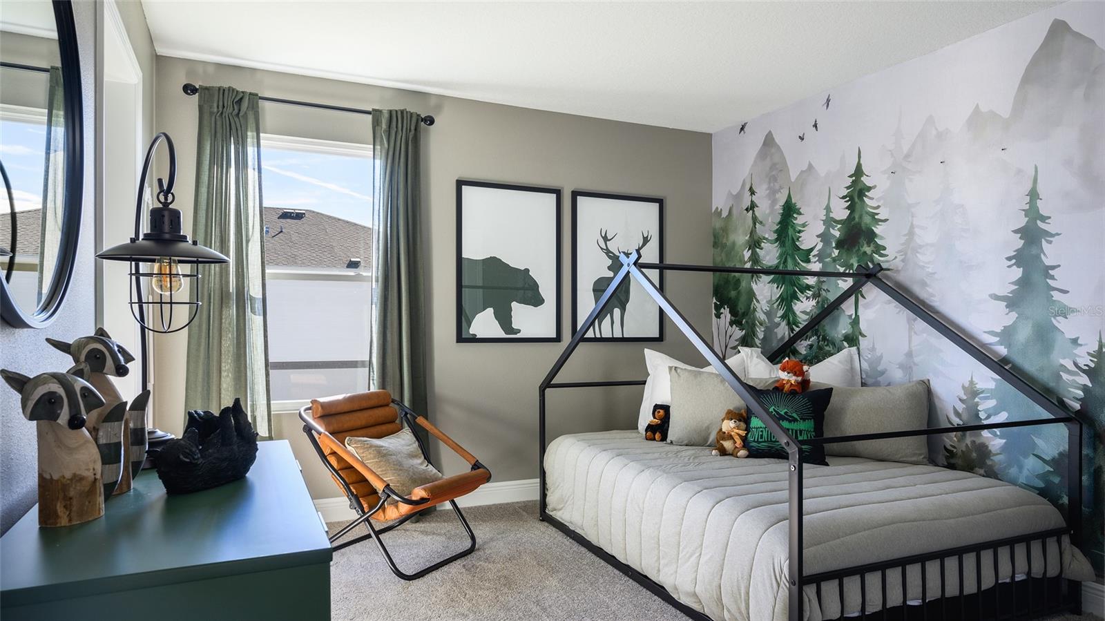 PASADENA WOODS - Residential