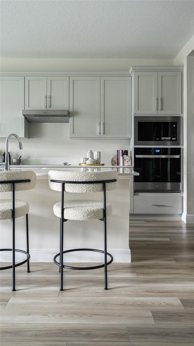 PASADENA WOODS - Residential