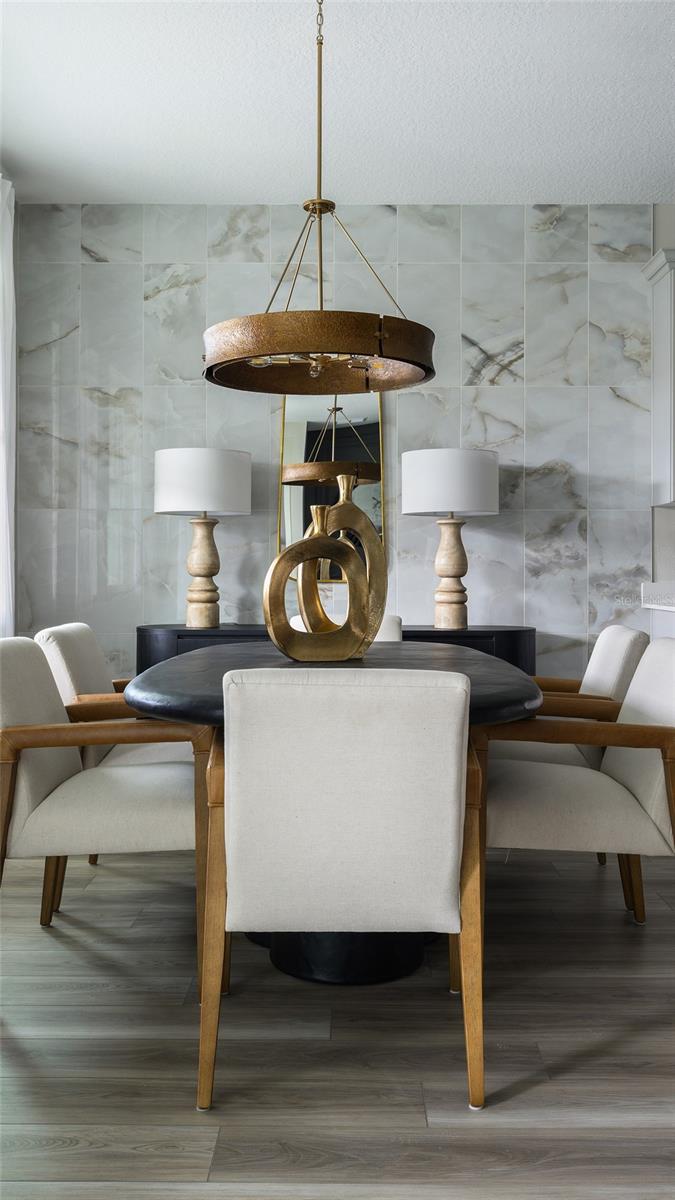 PASADENA WOODS - Residential