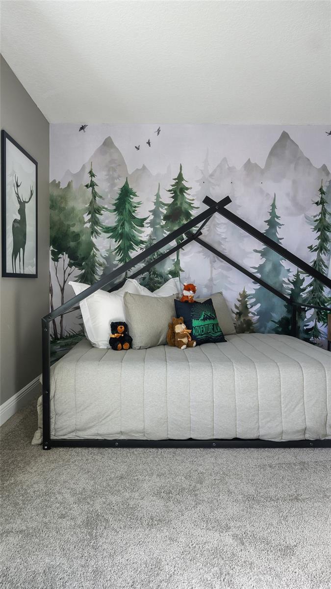 PASADENA WOODS - Residential