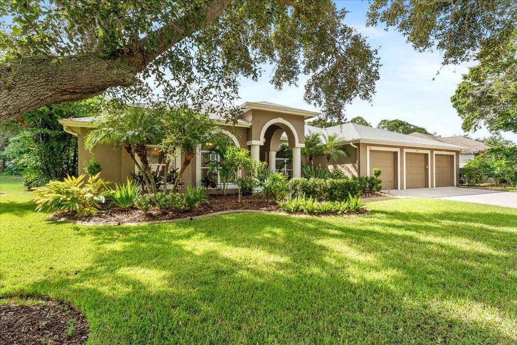 Photo of 4891 Juniper Drive, Palm Harbor, FL 34685 (MLS # TB8434218)