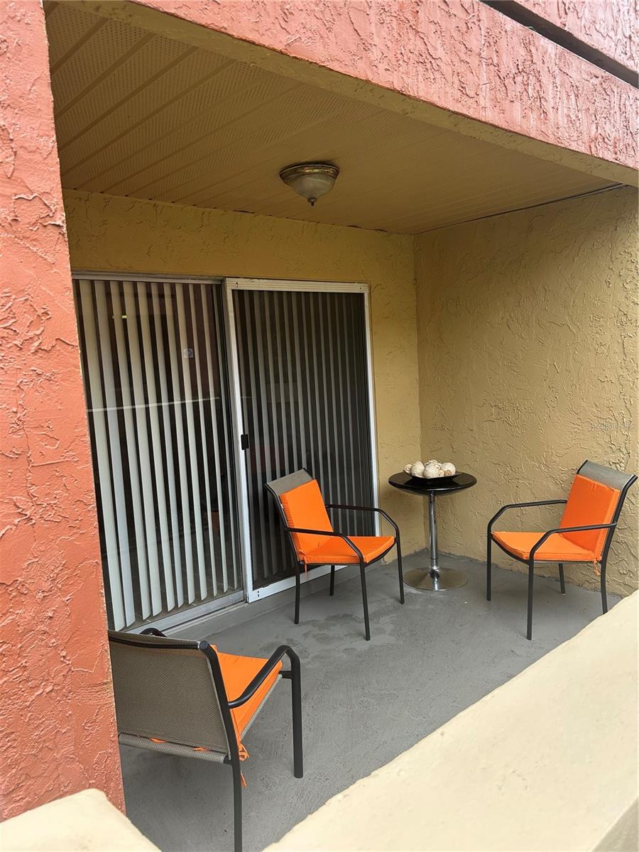 OXFORD SQUARE CONDO - Residential