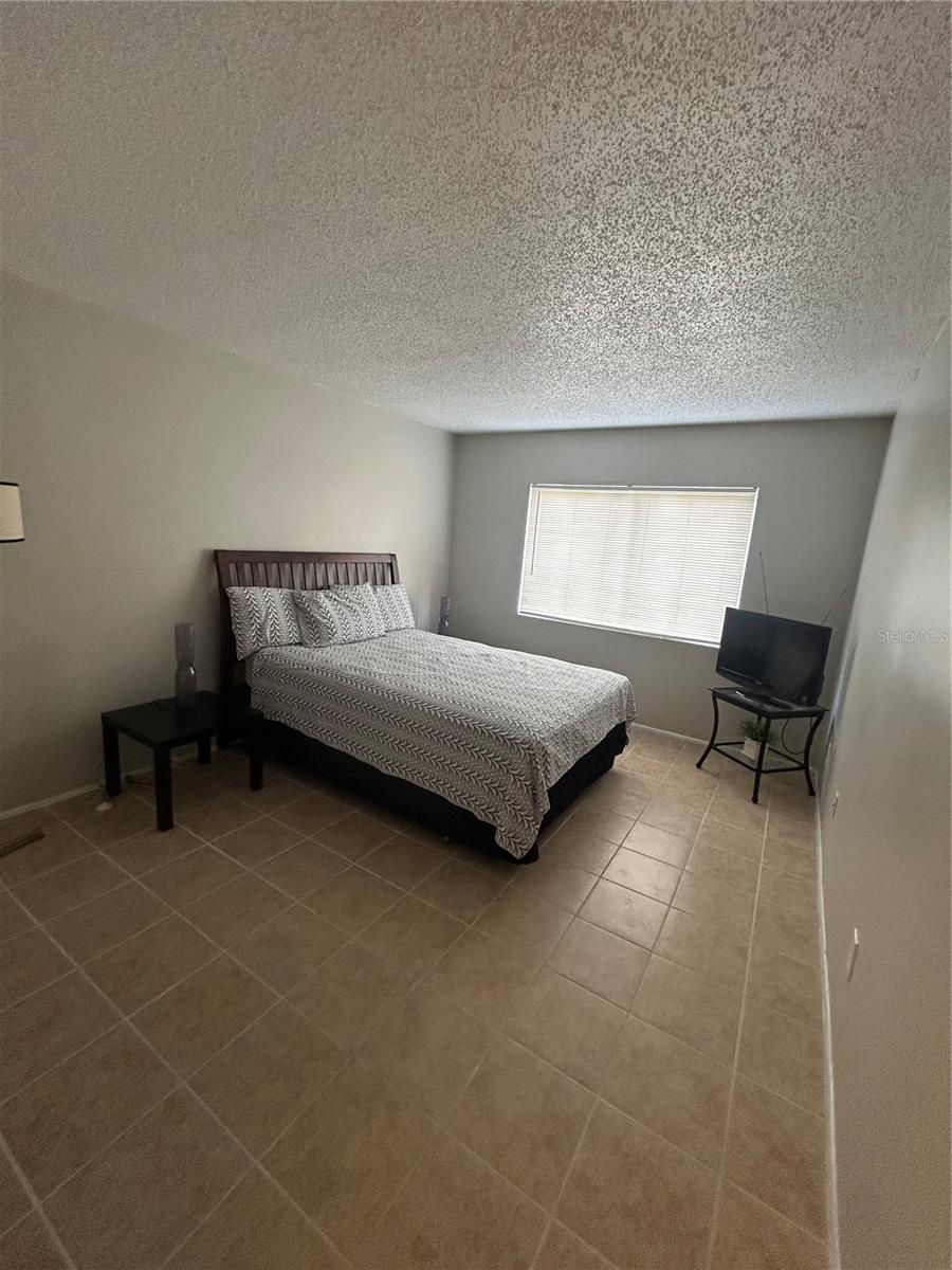 OXFORD SQUARE CONDO - Residential
