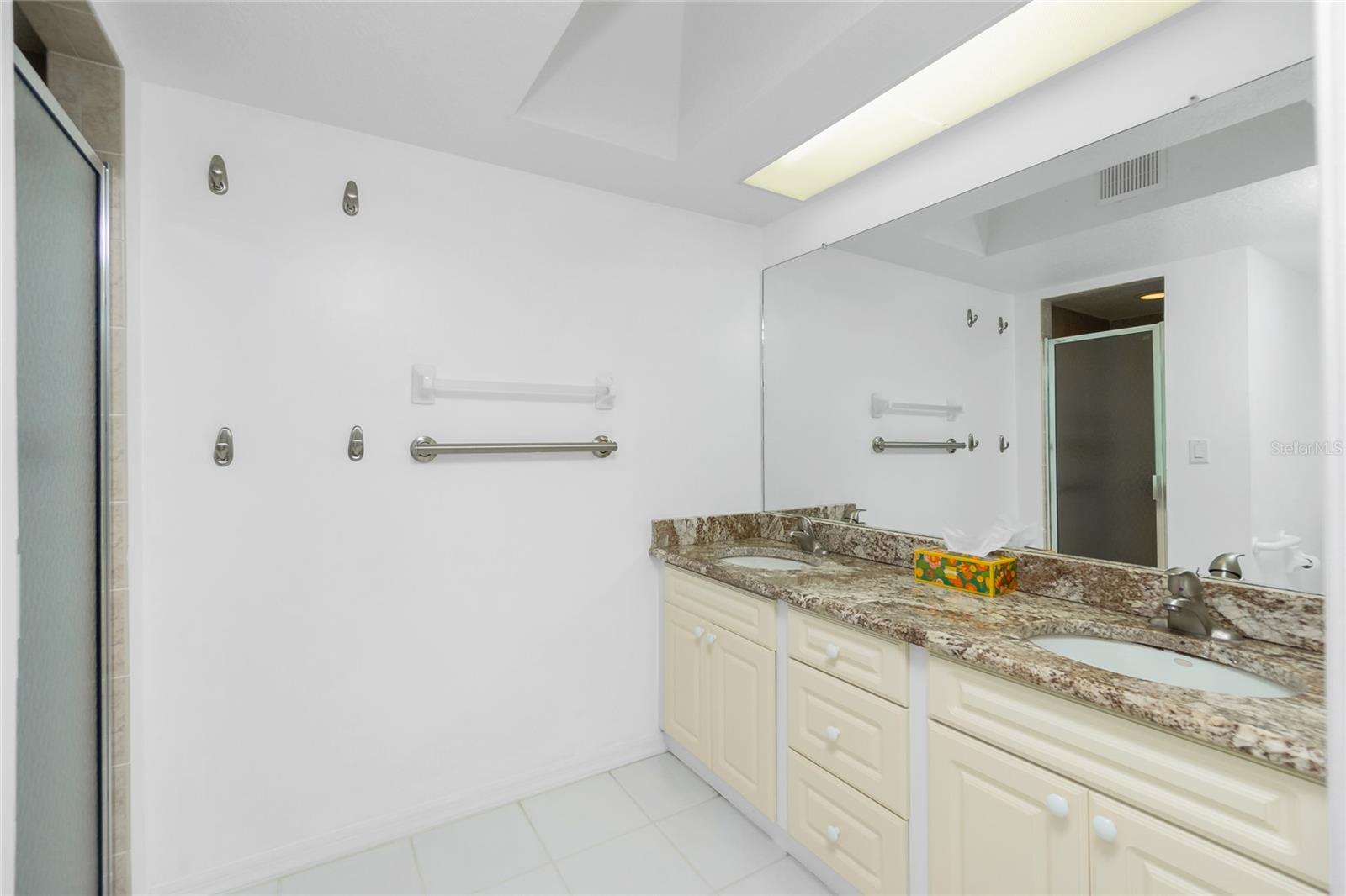 GOLF COURSE VILLAS PH 07 BLDG - Residential