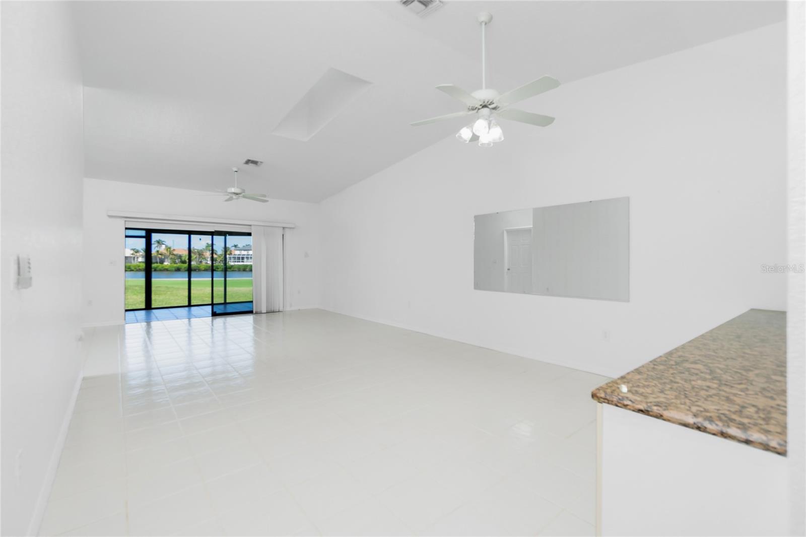 GOLF COURSE VILLAS PH 07 BLDG - Residential