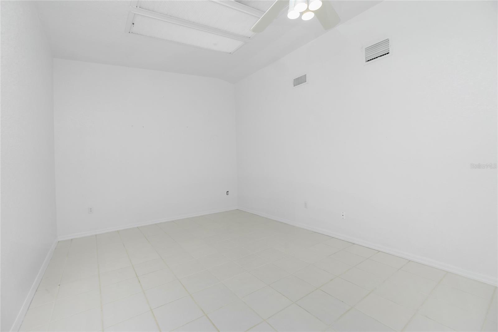 GOLF COURSE VILLAS PH 07 BLDG - Residential
