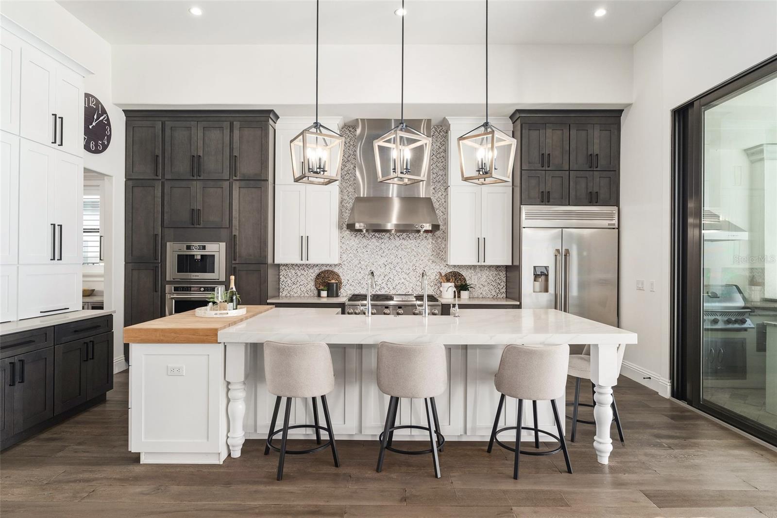 LAKE KILLARNEY SHORES - Residential