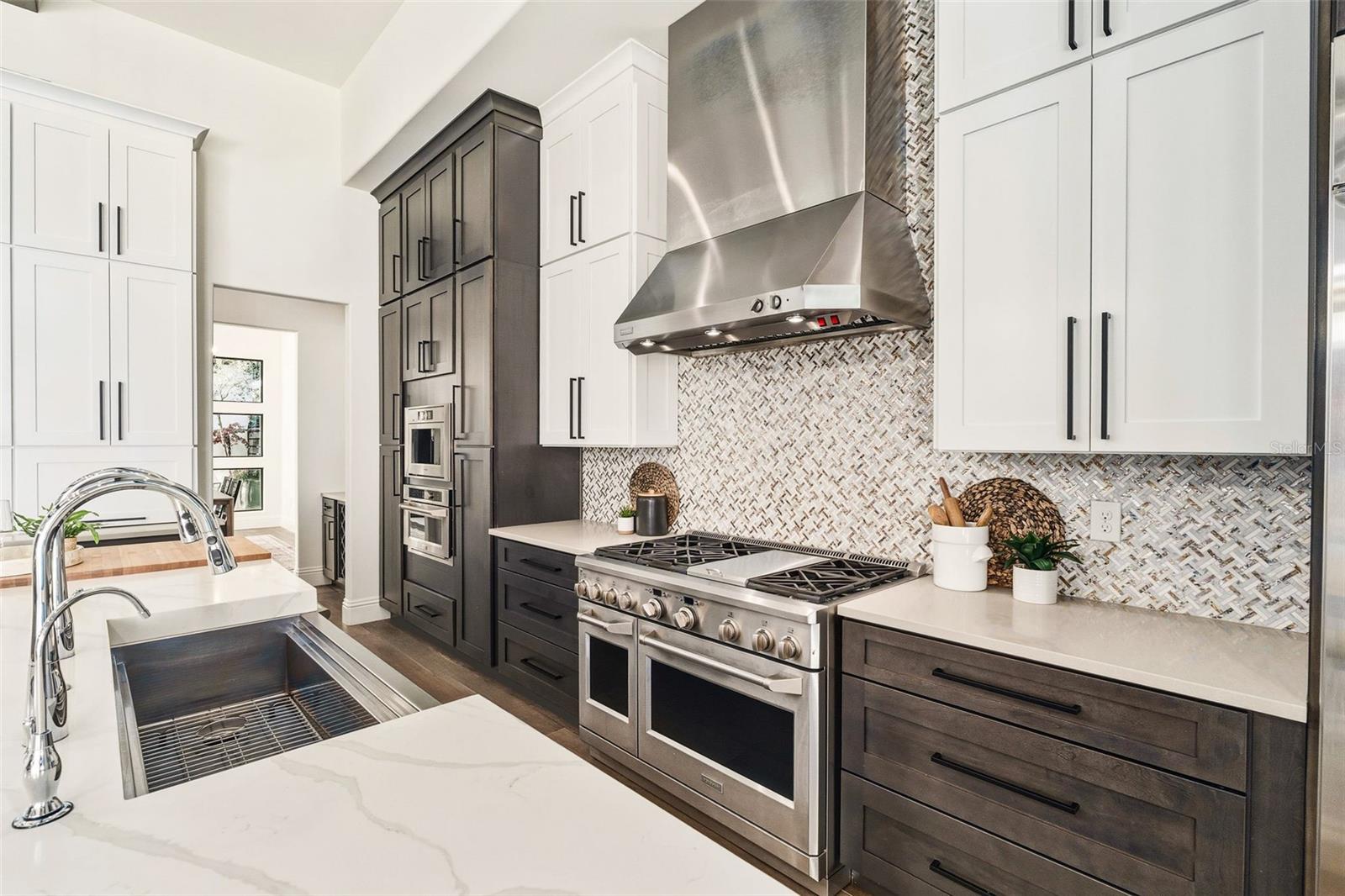 LAKE KILLARNEY SHORES - Residential