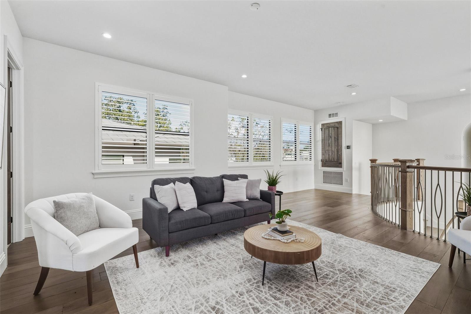 LAKE KILLARNEY SHORES - Residential