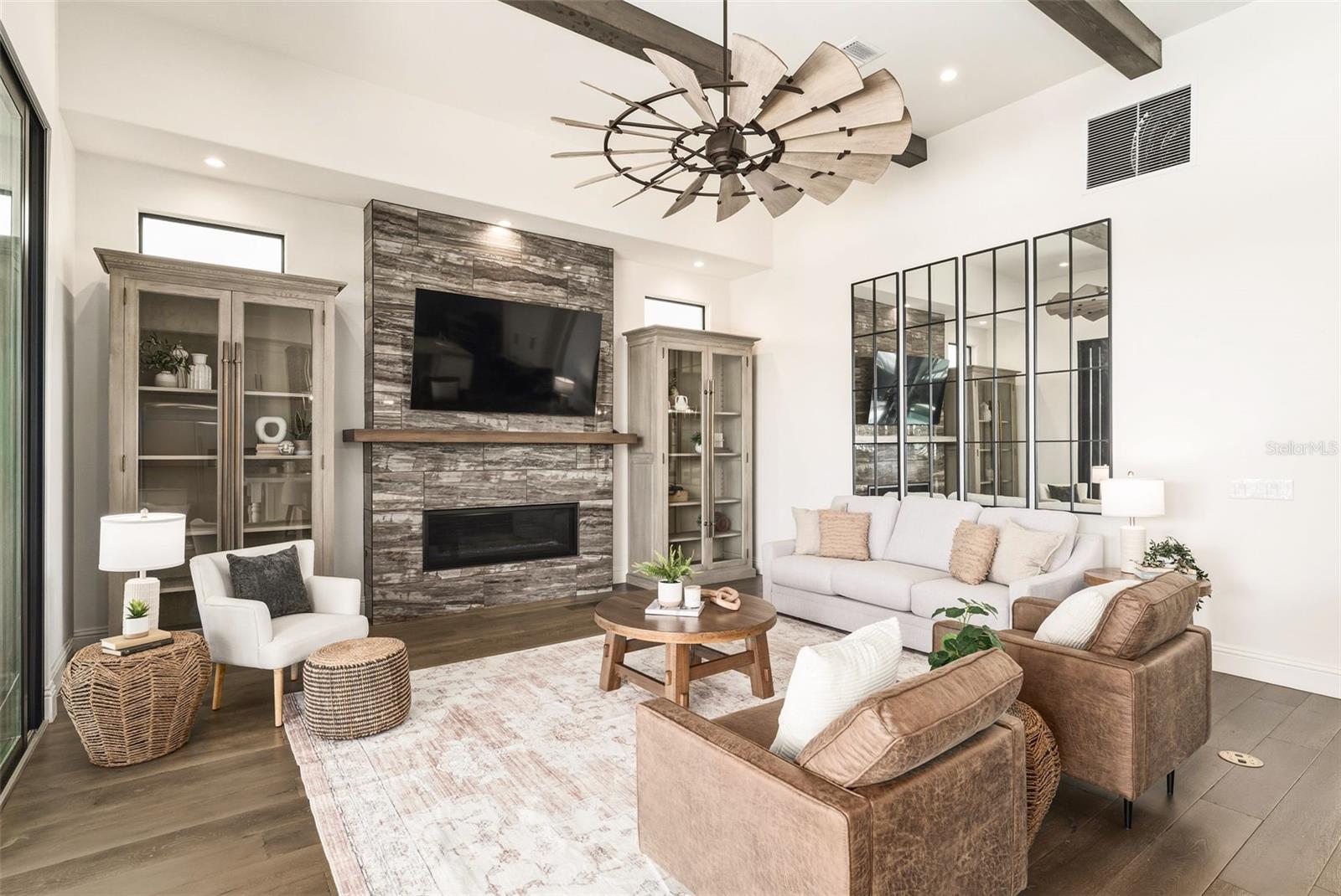 LAKE KILLARNEY SHORES - Residential