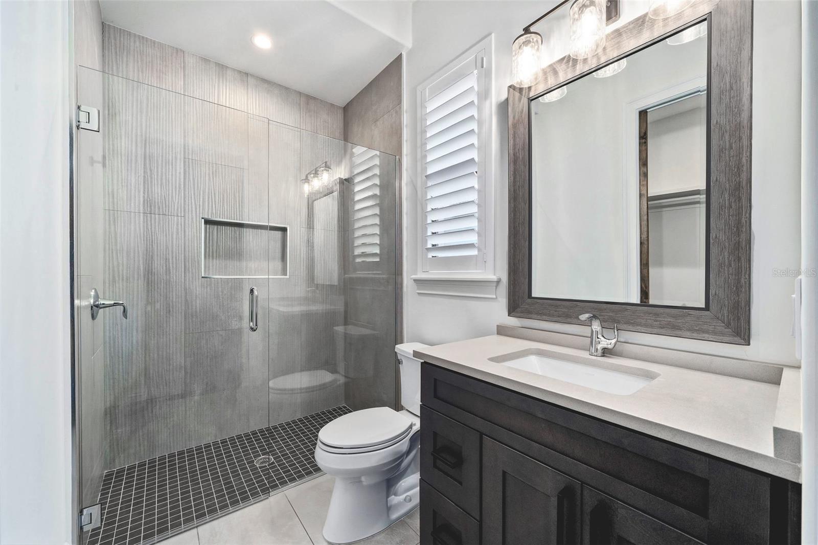 LAKE KILLARNEY SHORES - Residential