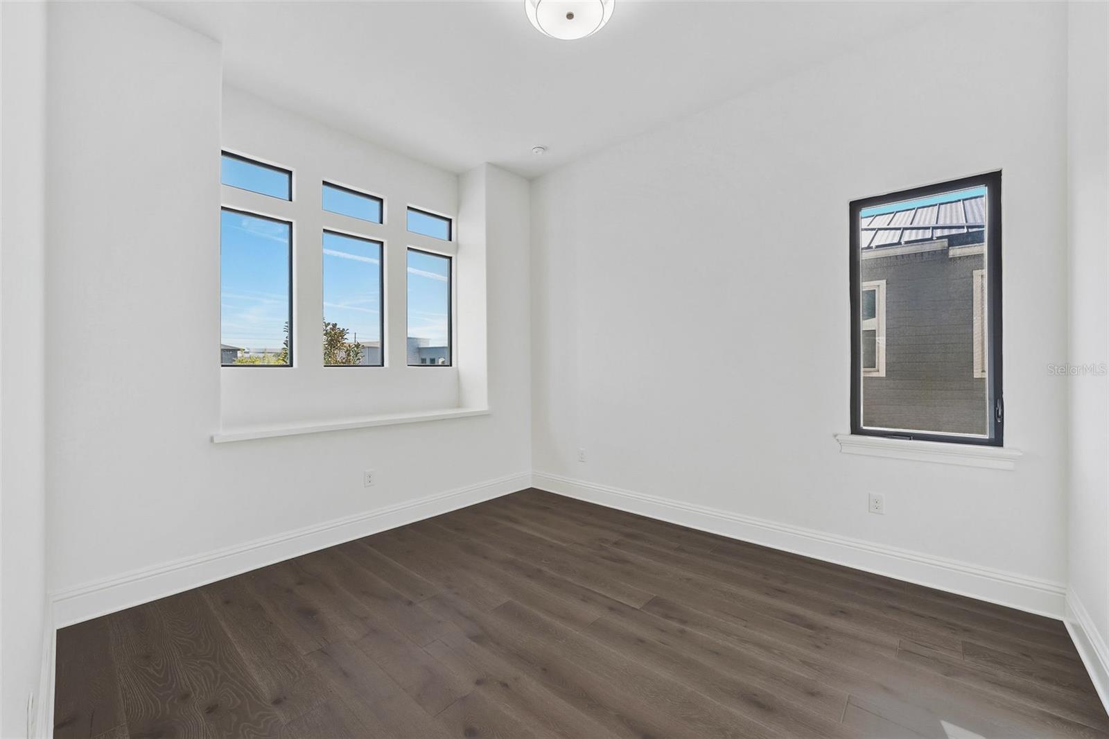 LAKE KILLARNEY SHORES - Residential