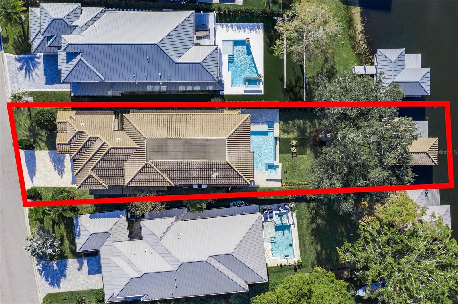 LAKE KILLARNEY SHORES - Residential