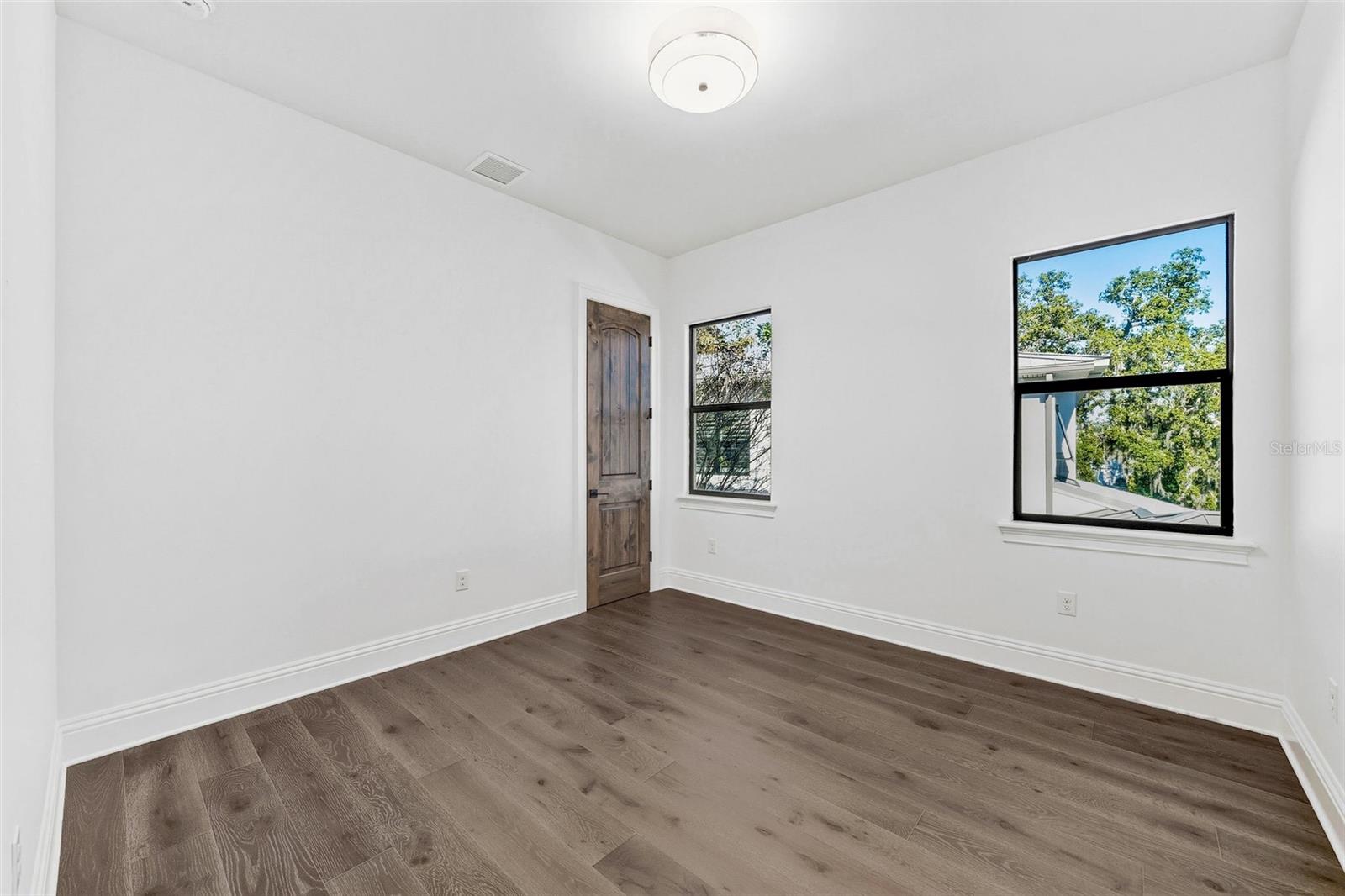 LAKE KILLARNEY SHORES - Residential