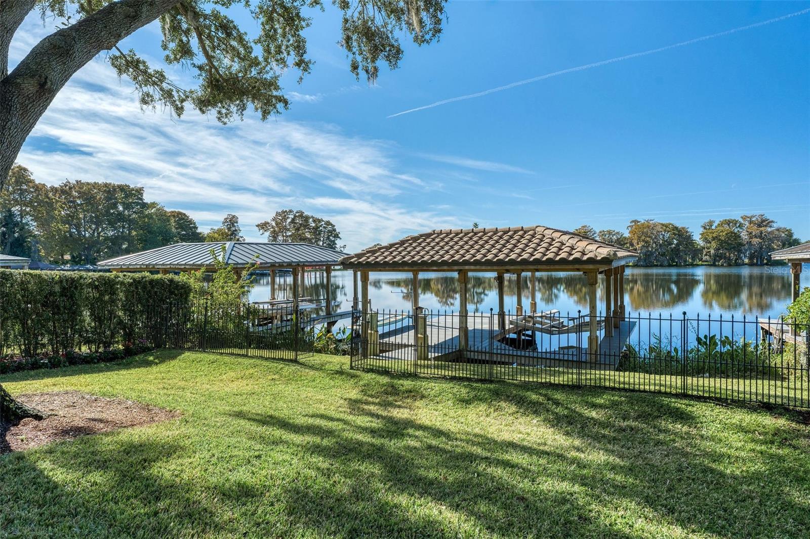 LAKE KILLARNEY SHORES - Residential