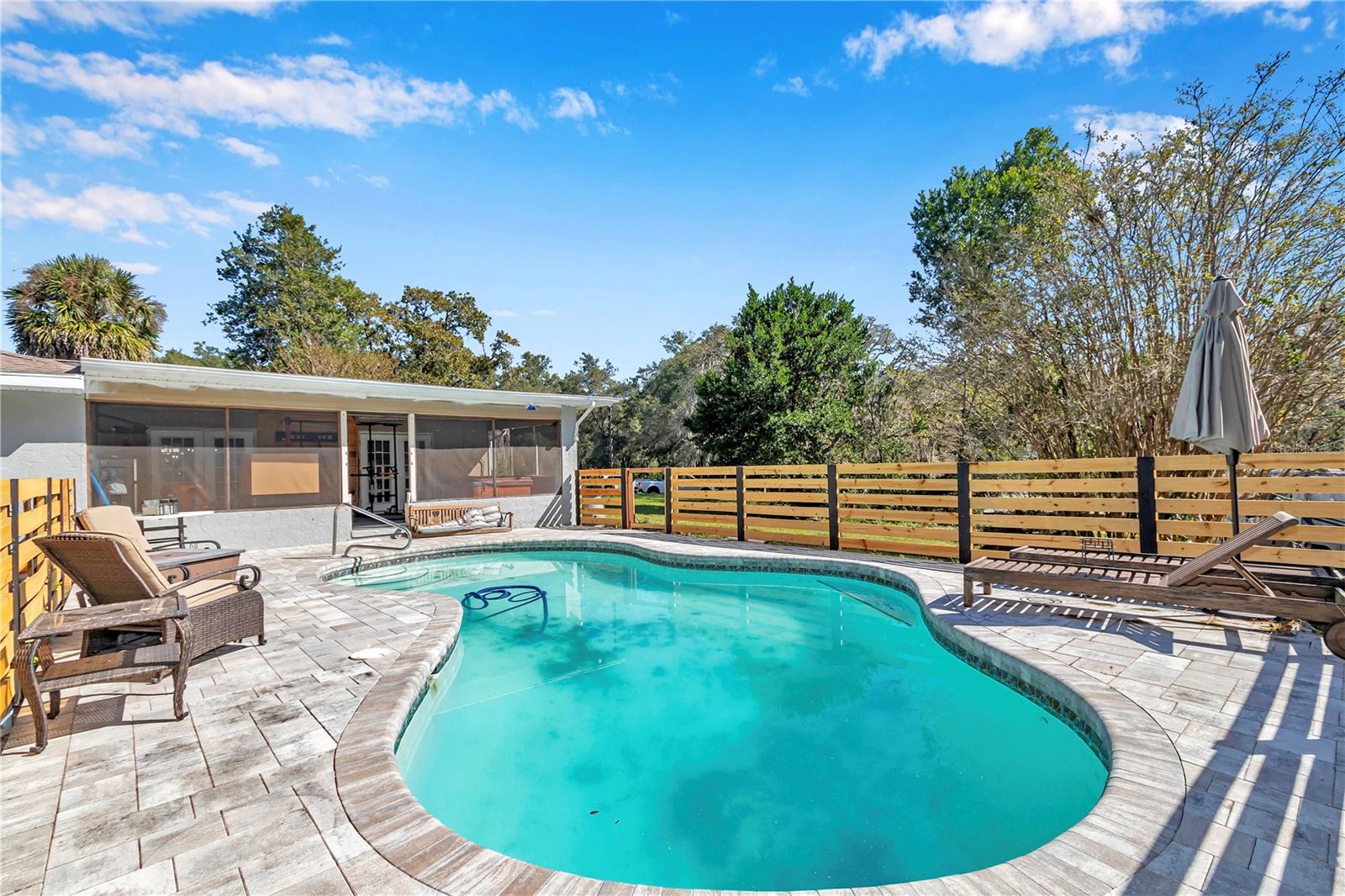 VILLAGE OF RAINBOW SPRINGS - Residential Lease