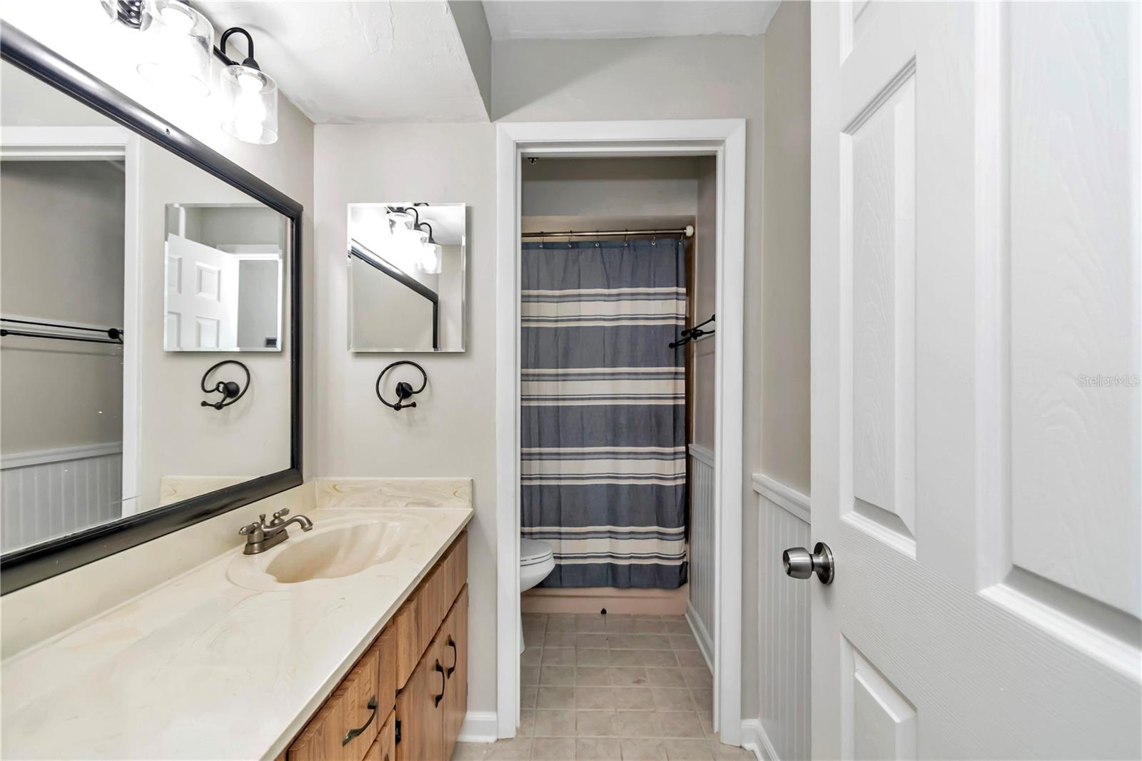 VILLAGE OF RAINBOW SPRINGS - Residential Lease