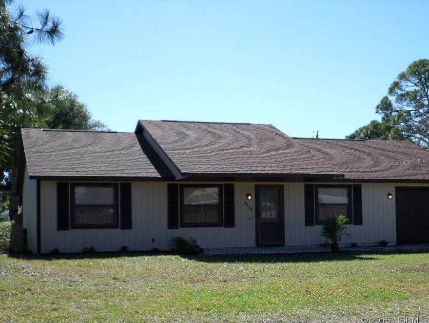 Move in ready 3/2/1 in Florida Shores.  Freshly painted interior and exterior, a/c has been replaced.  Bright kitchen comes with all appliances.  Transferrable termite bond.  Nice fenced in yard for the children and/or pets.  All room sizes are approximate. ;Water: City