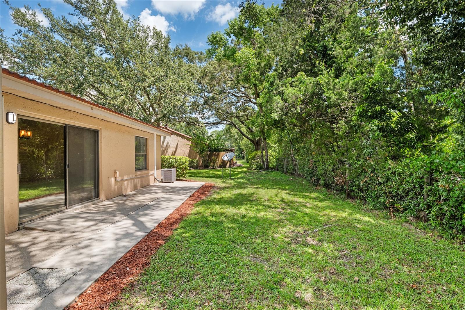 PADDOCK VILLAS - Residential