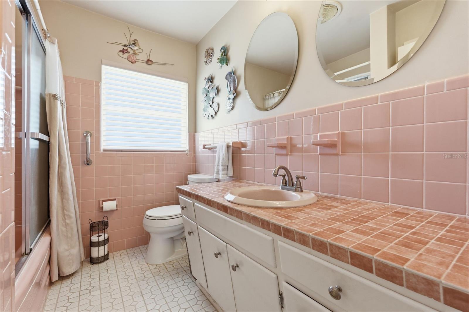 HIGH POINT SUB 1ST ADD - Residential