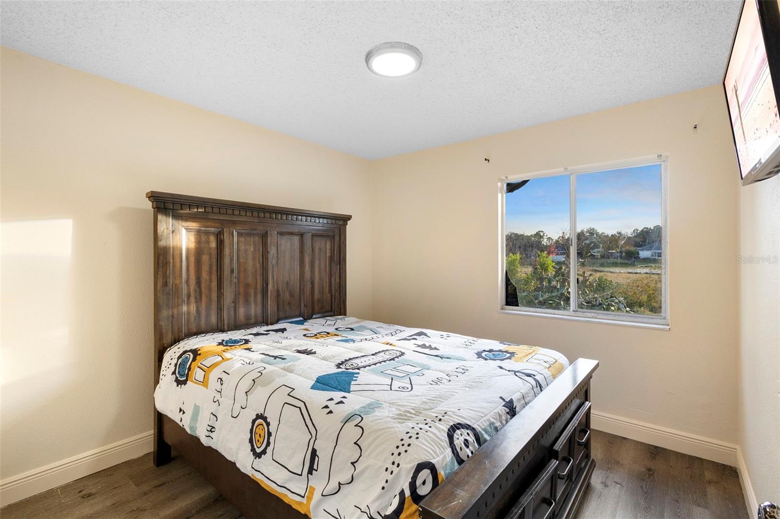 DELTONA LAKES UNIT 33 - Residential