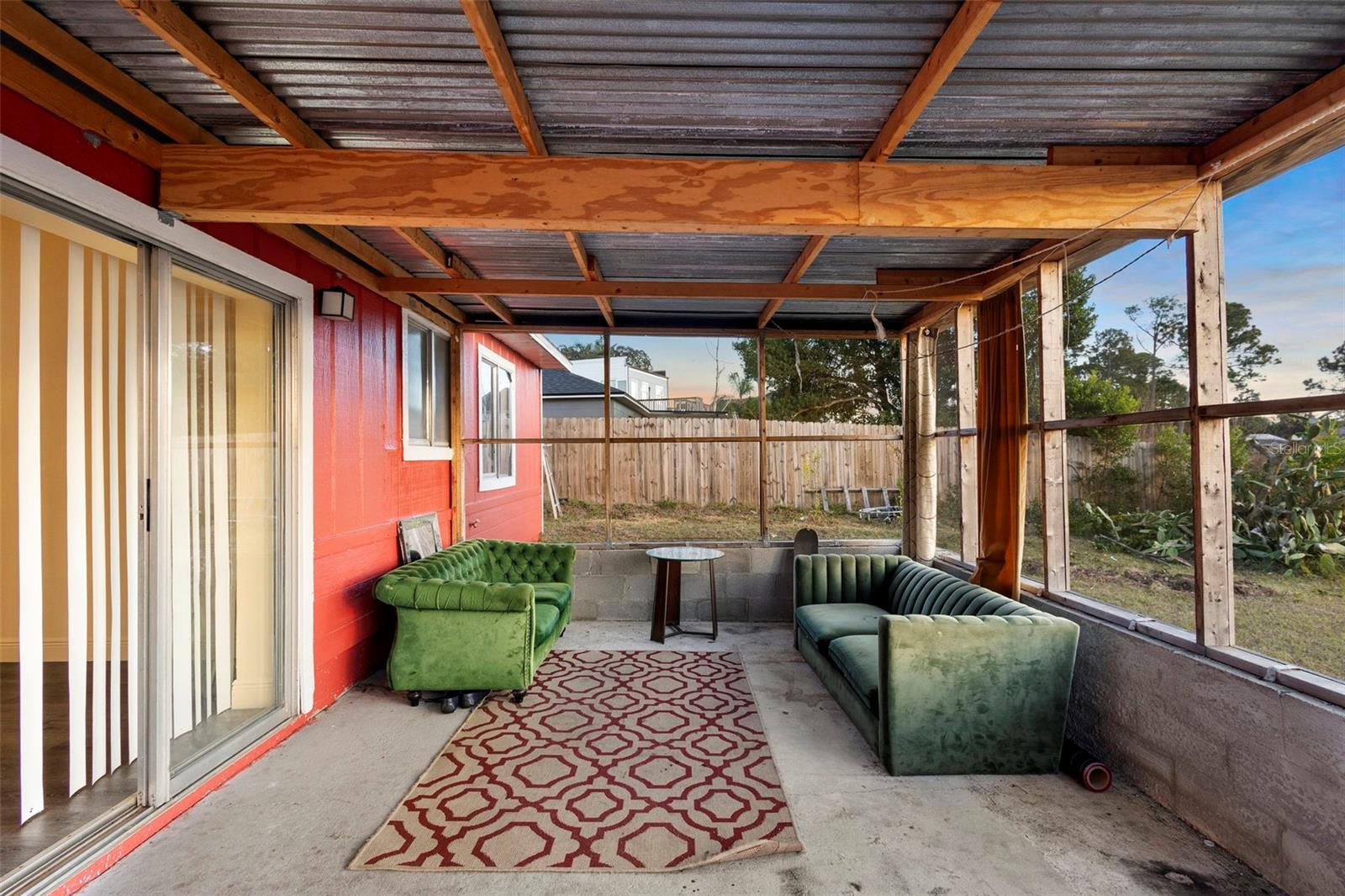 DELTONA LAKES UNIT 33 - Residential