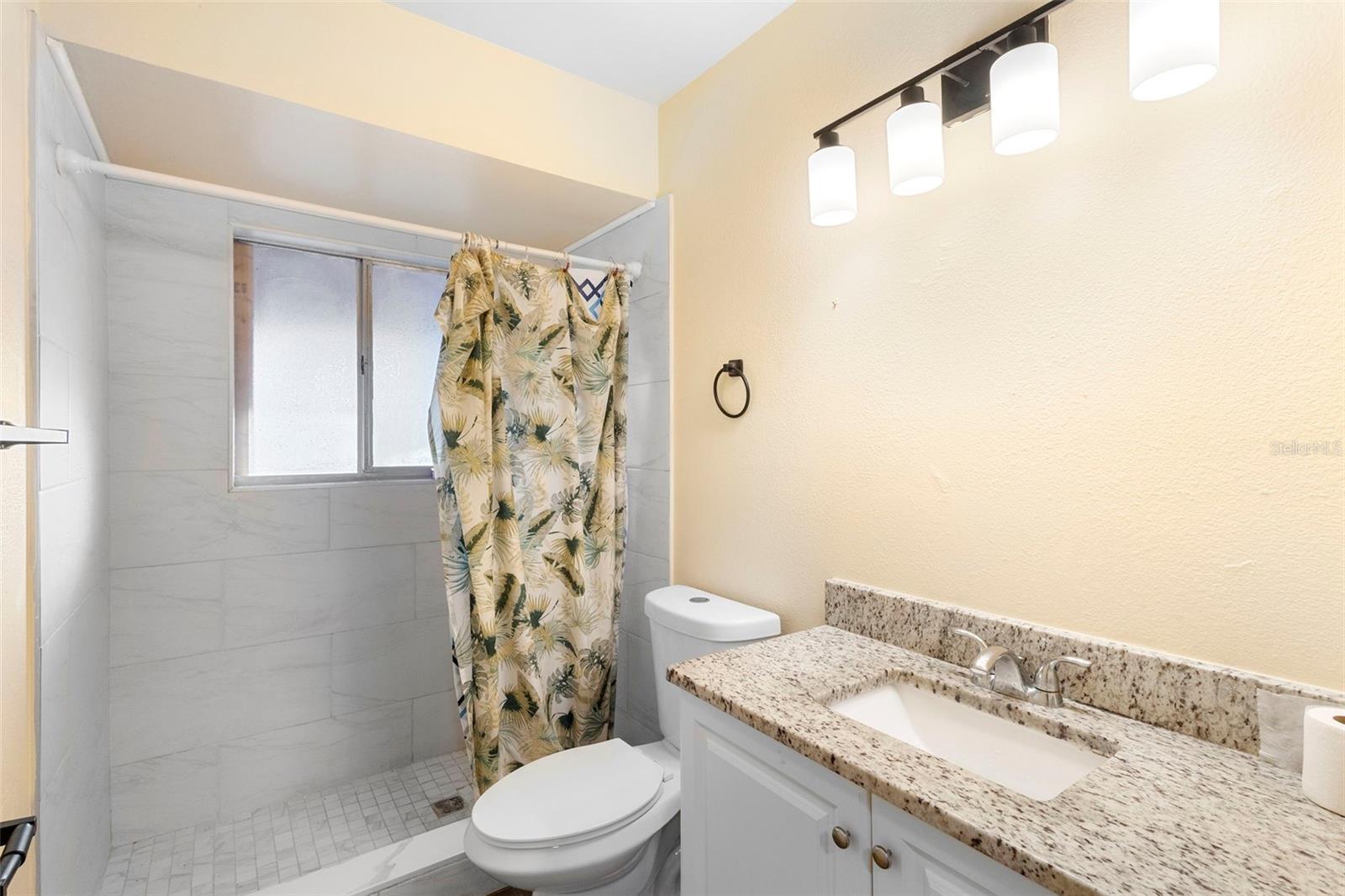 DELTONA LAKES UNIT 33 - Residential