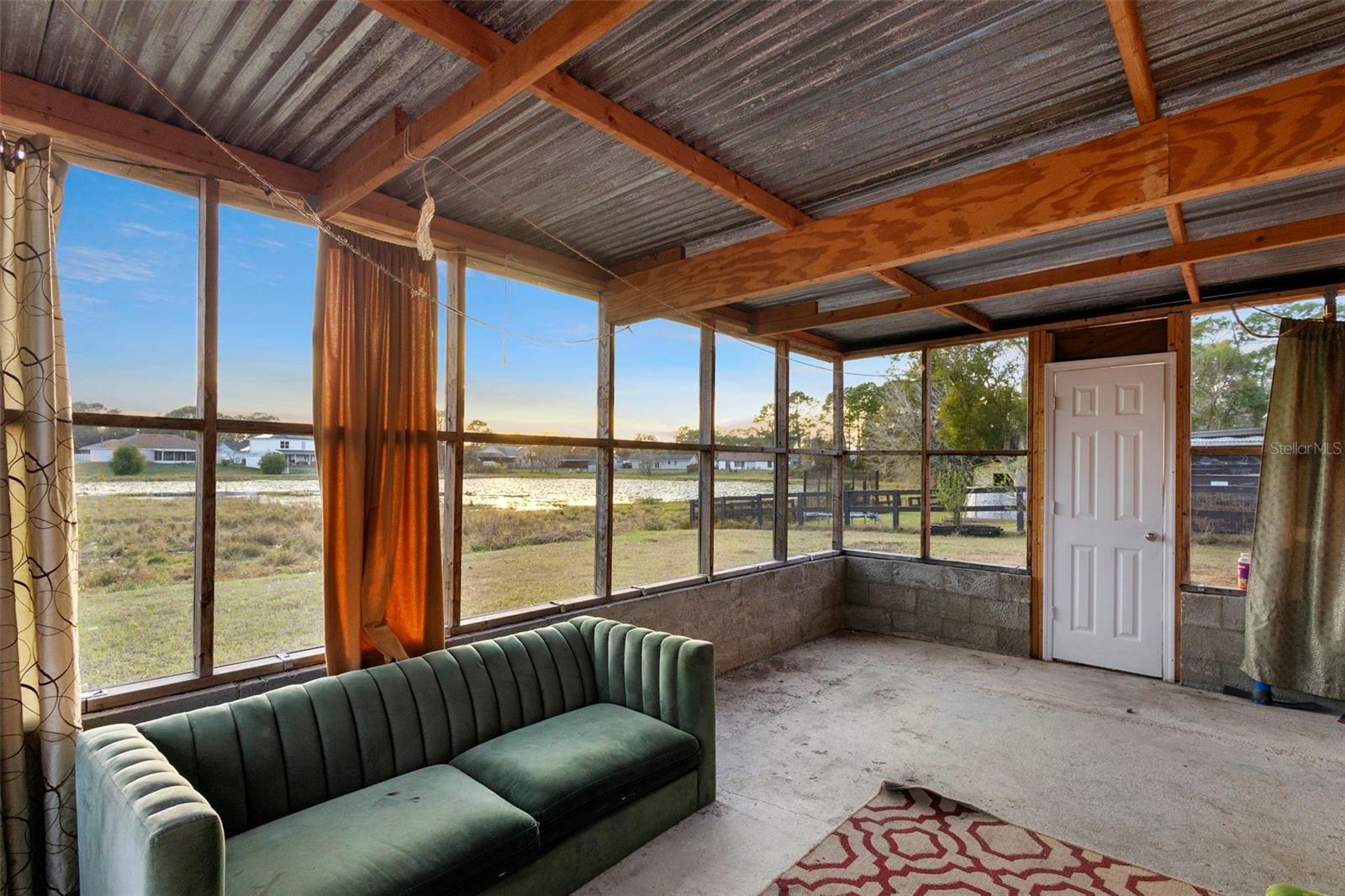 DELTONA LAKES UNIT 33 - Residential