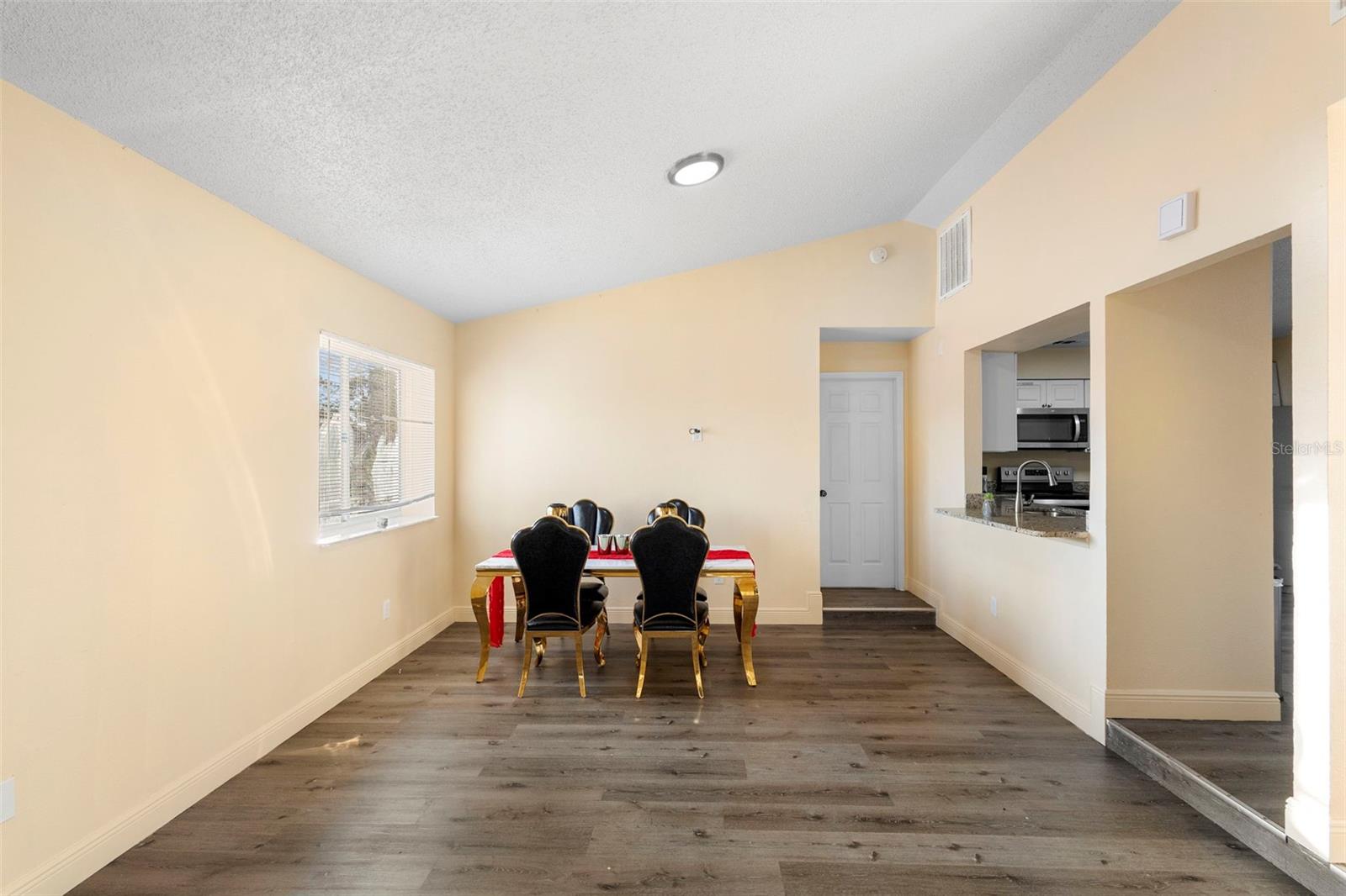 DELTONA LAKES UNIT 33 - Residential