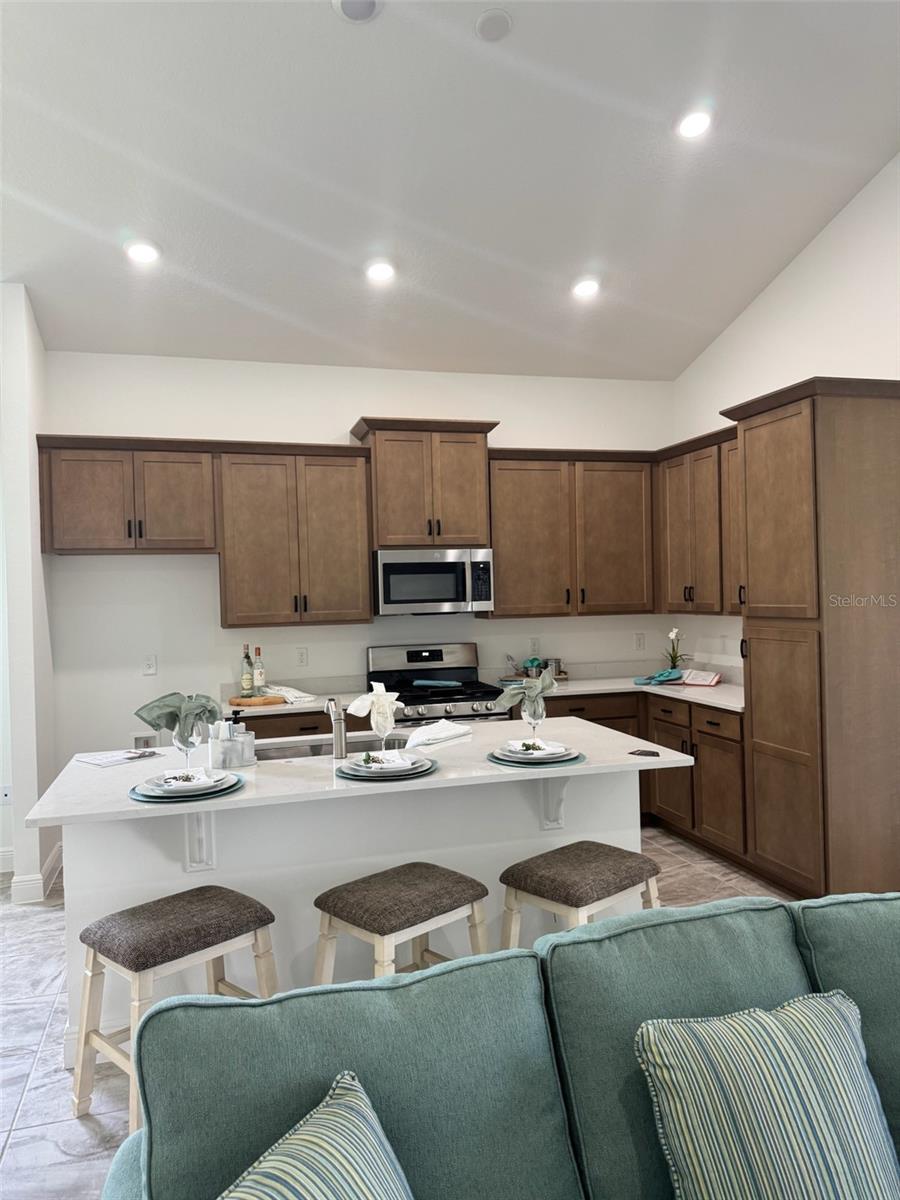 AZALEA WALK/PLYMOUTH - Residential