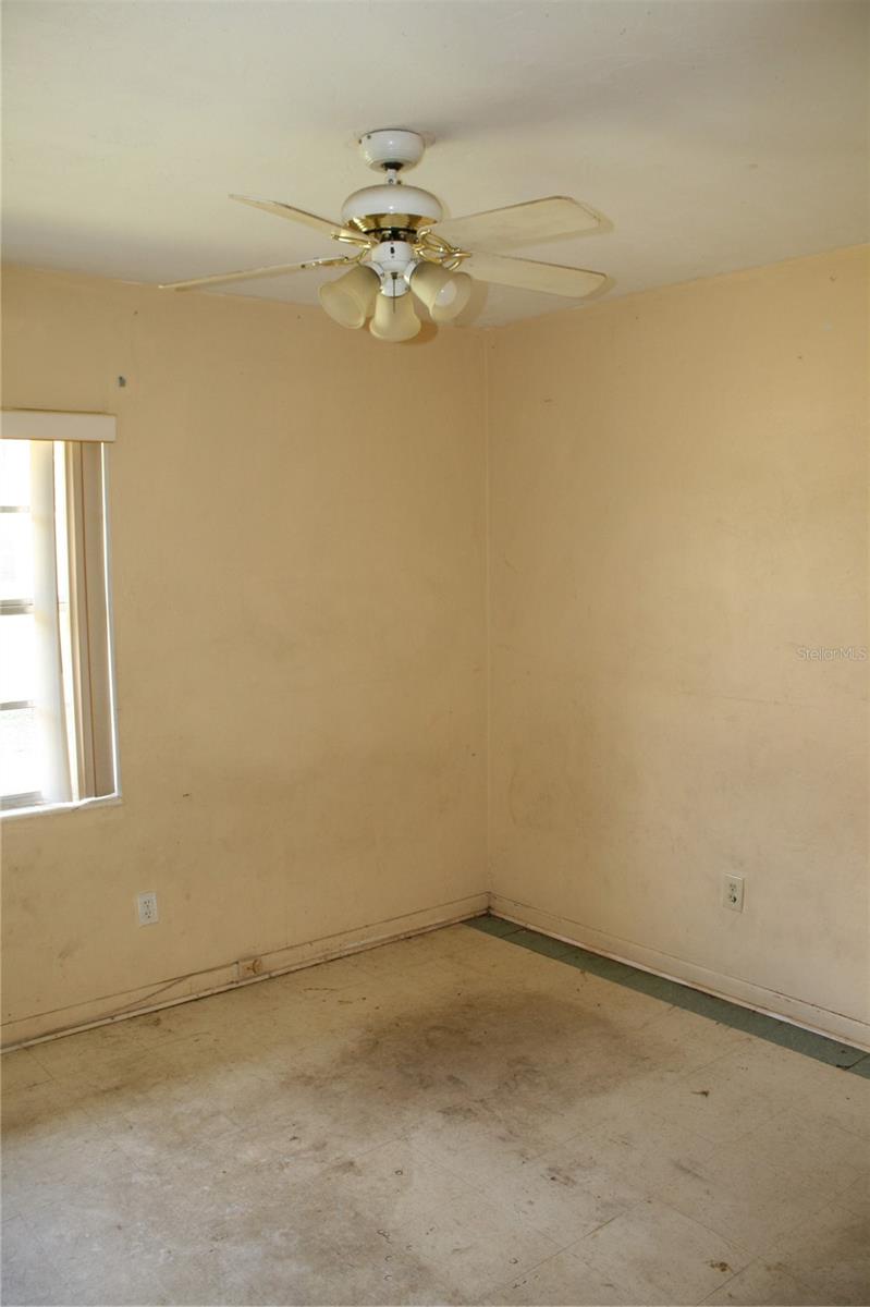 WEST END GOLFVIEW ESTATES - Residential