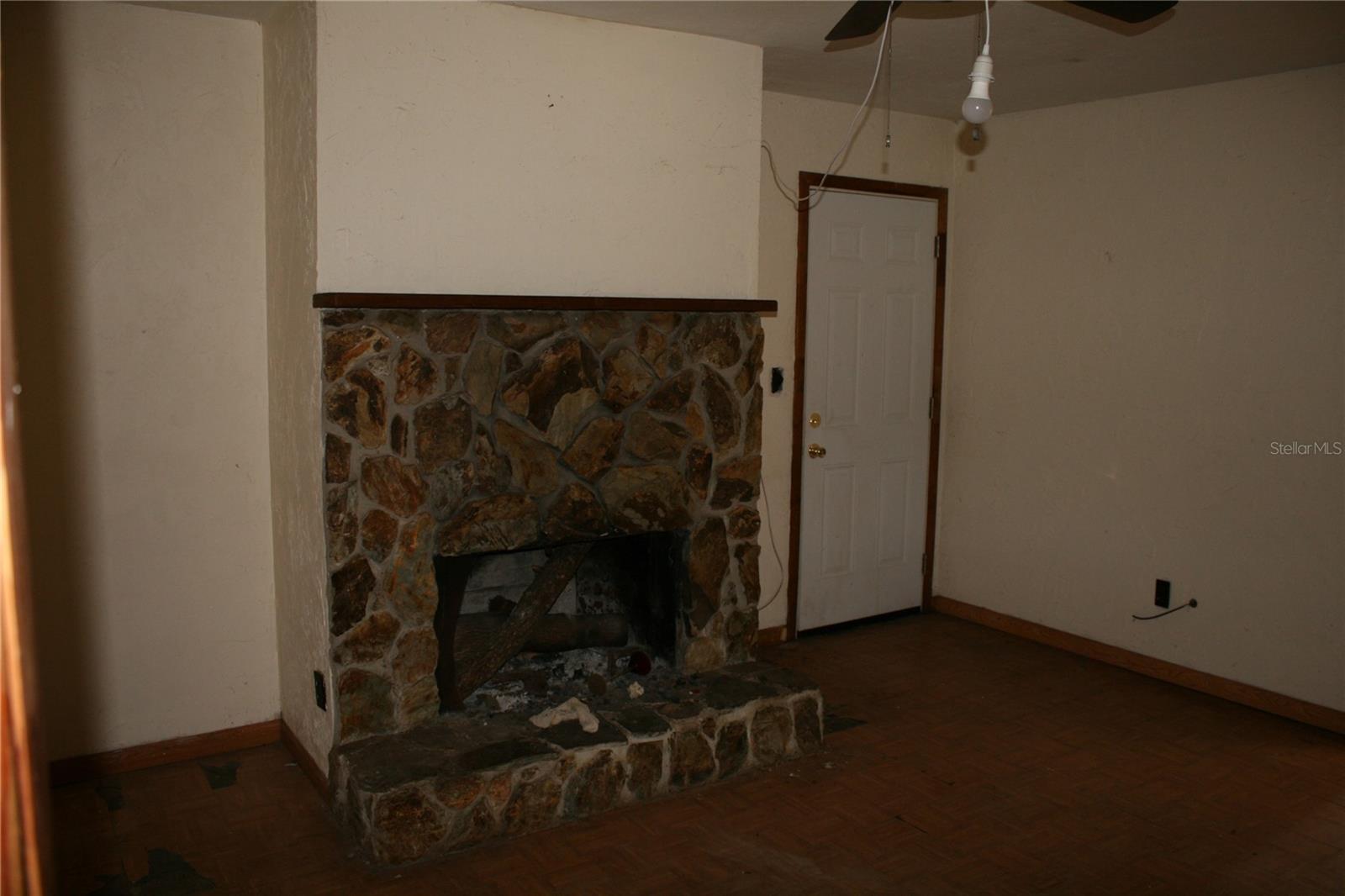 WEST END GOLFVIEW ESTATES - Residential