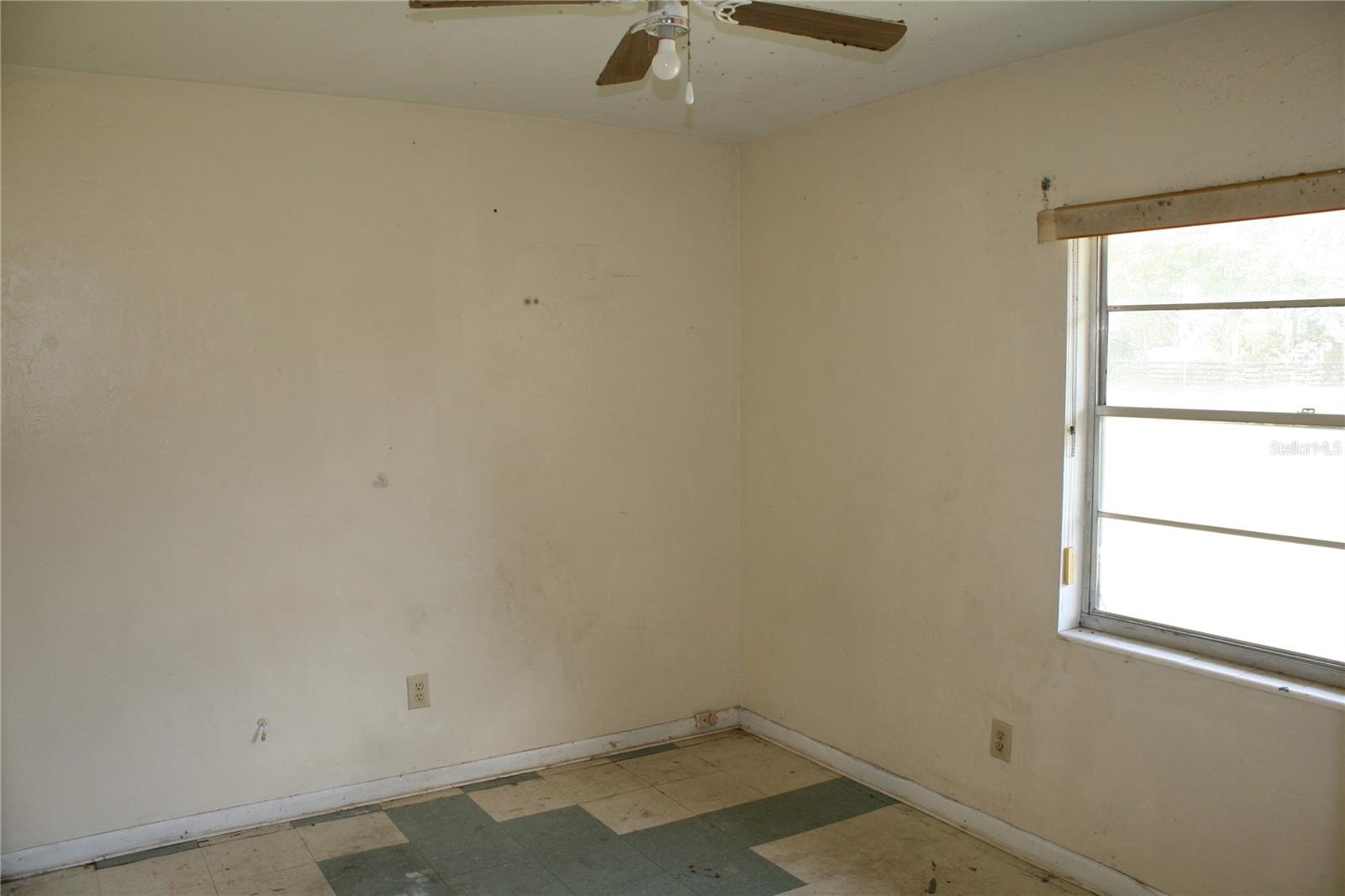 WEST END GOLFVIEW ESTATES - Residential