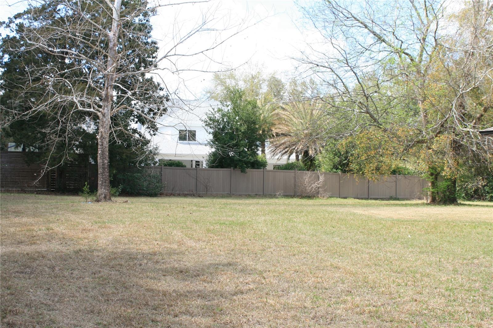 WEST END GOLFVIEW ESTATES - Residential