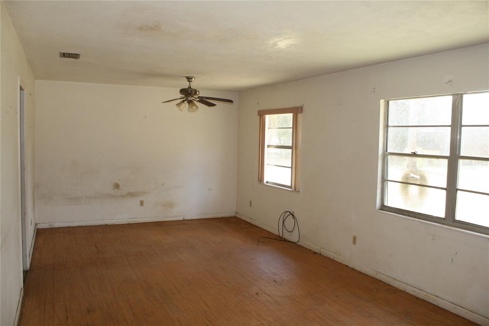 WEST END GOLFVIEW ESTATES - Residential