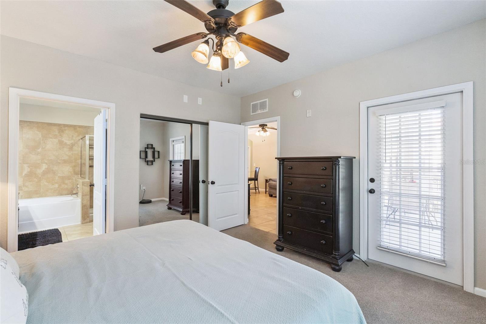 BELLA PIAZZA - Residential