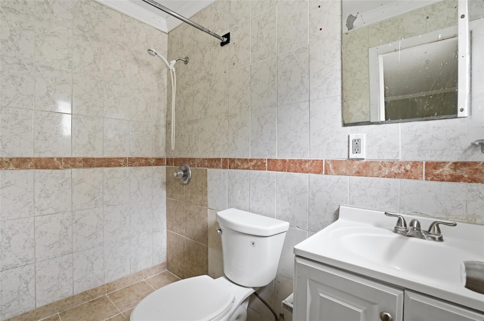 BETTY JEAN HEIGHTS - Residential