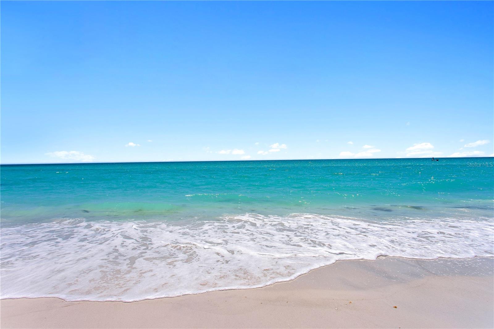 WHITNEY BEACH - Residential