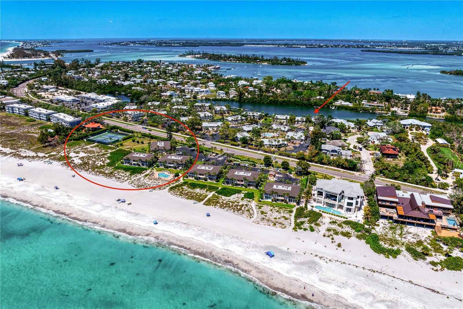 WHITNEY BEACH - Residential