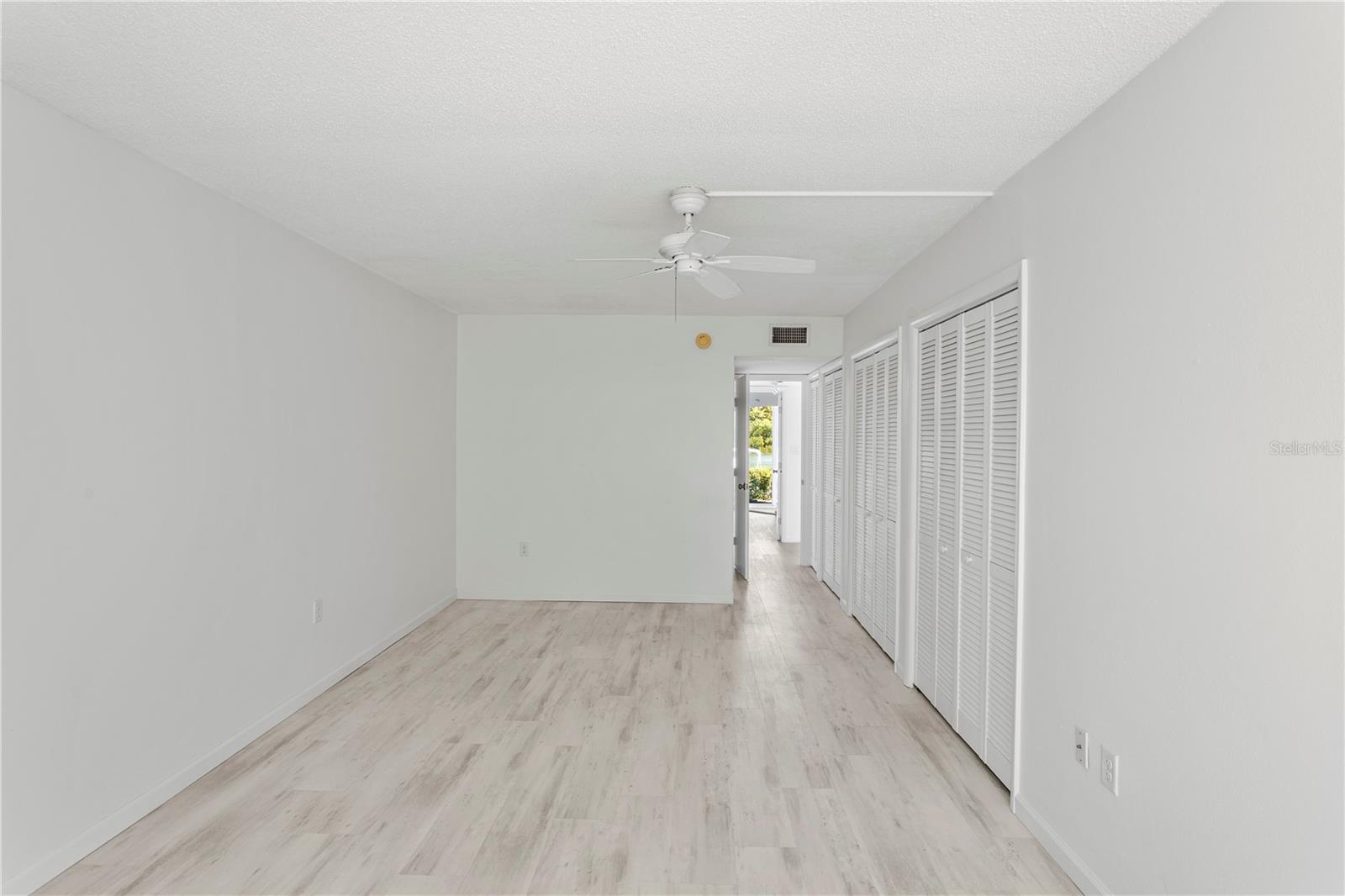 WHITNEY BEACH - Residential